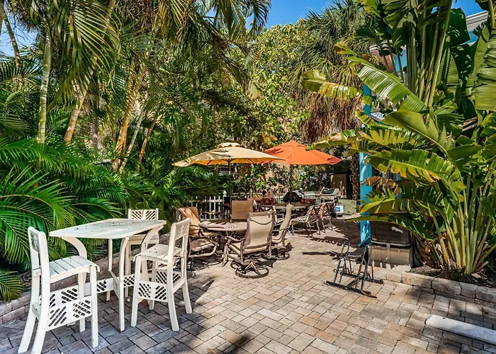 Blue Water Beachside 1 * Clearwater Beach
