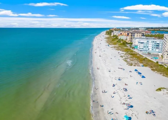 Blue Water Beachside 1 * Clearwater Beach
