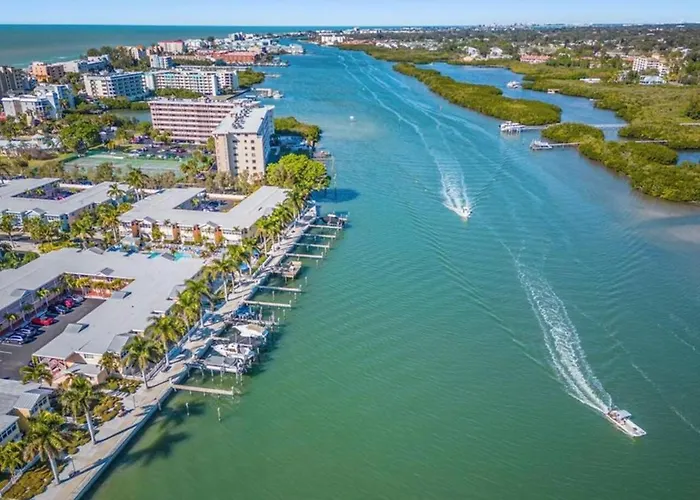 Apartment Blue Water Beachside 1 Clearwater Beach